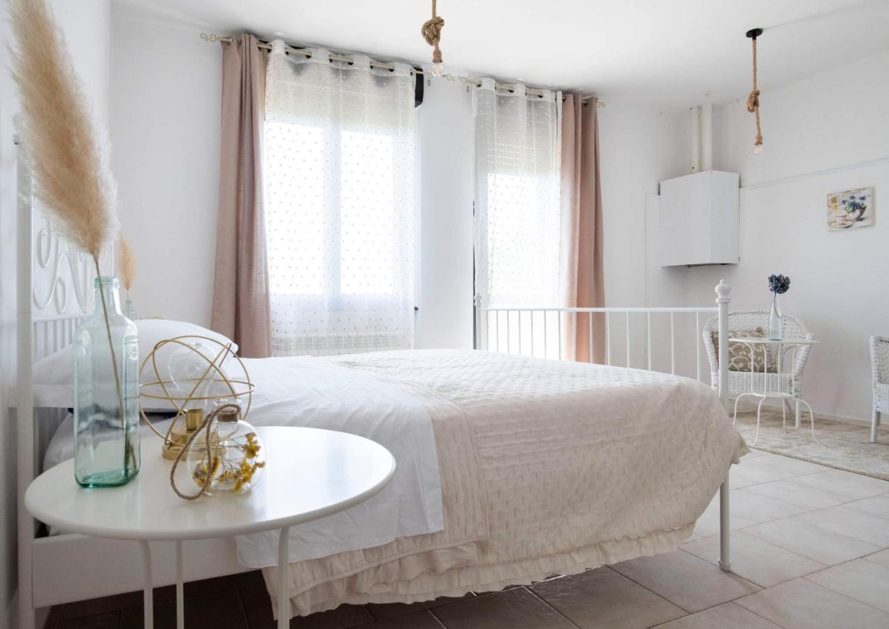 Mama Maja Bed & Breakfast Vacri Екстериор снимка